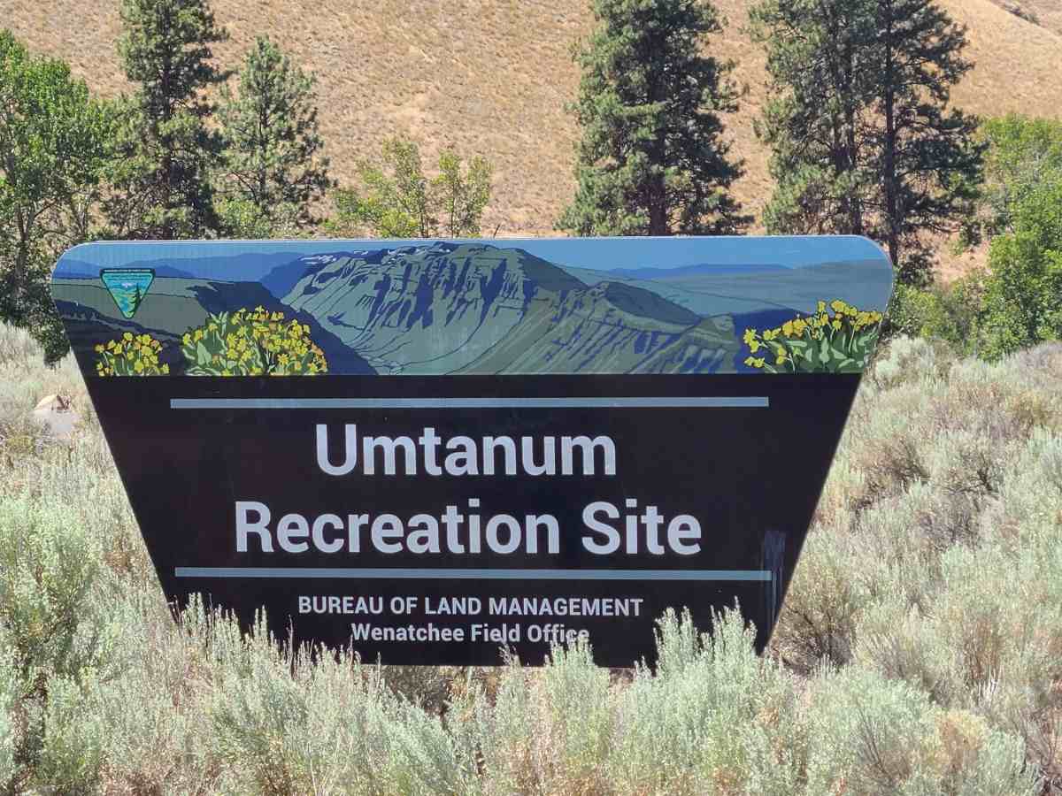BLM Umtanum Launch Sign